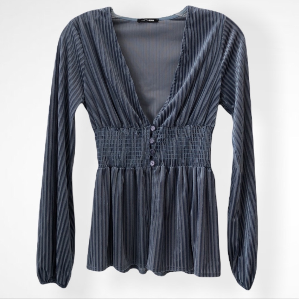 Fashion Nova Blouse - Picture 5 of 9